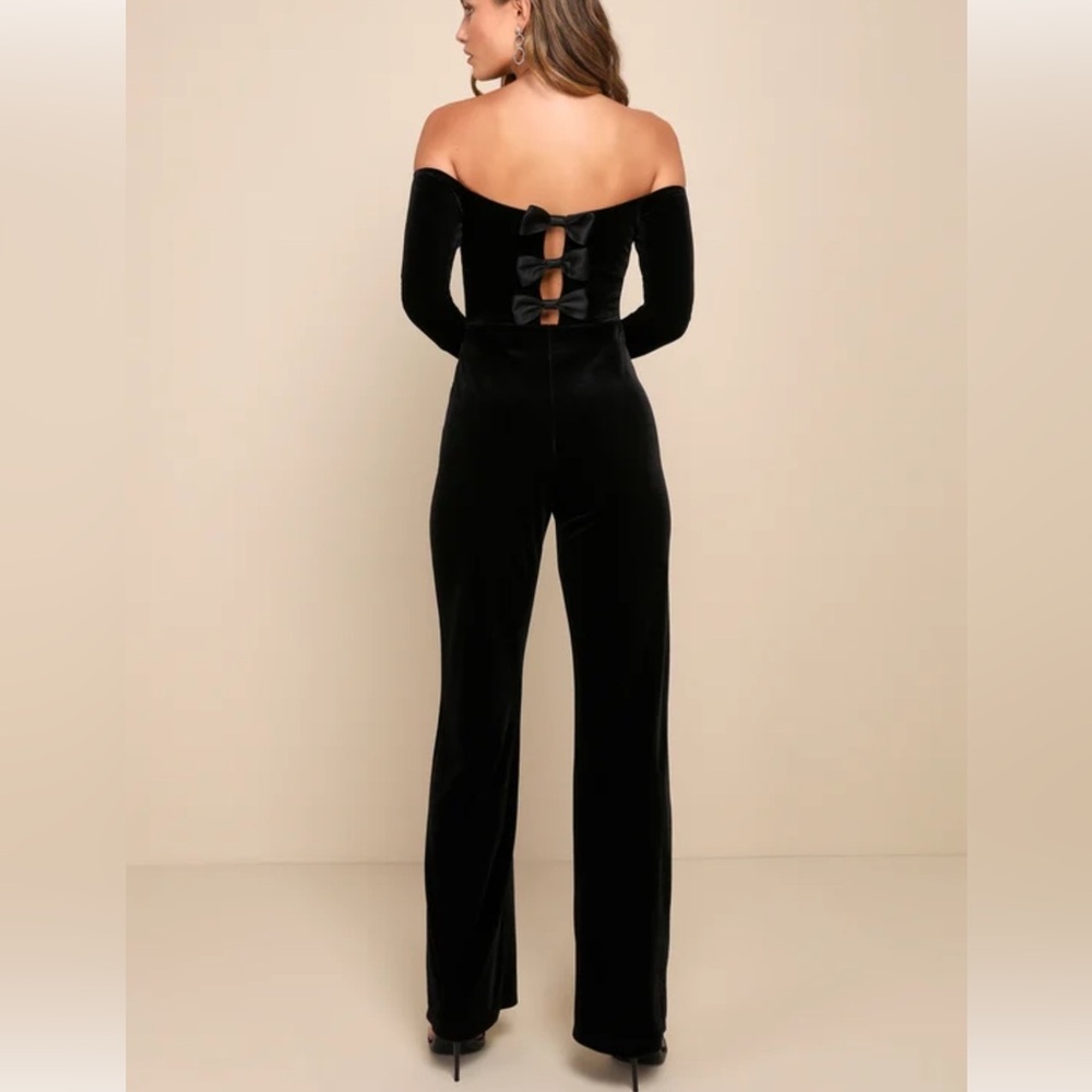 Elegant Black Off-Shoulder Jumpsuit